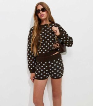 girls brown dot pattern knitted shorts.jpg